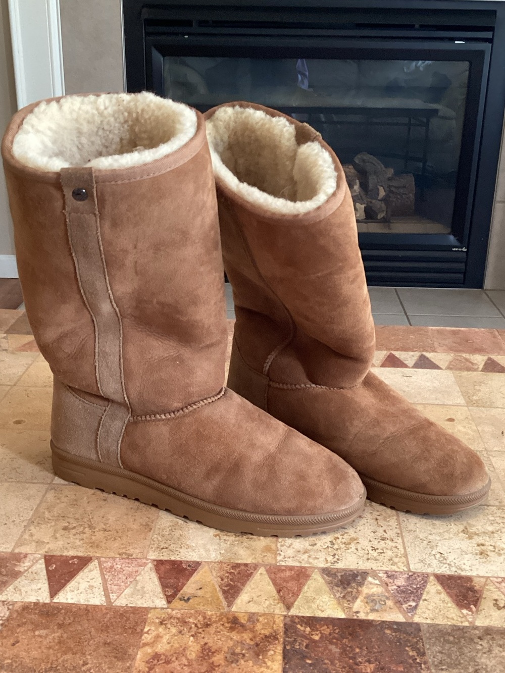 Abeo Chestnut Brown Suede Shearling-Lined Winter Boots